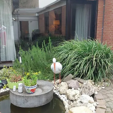 Superior Haus 120 Qm Mit Garten Vakantiehuis *